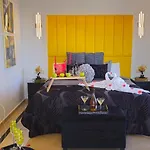 فيلة Karla