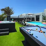 فيلة Karla
