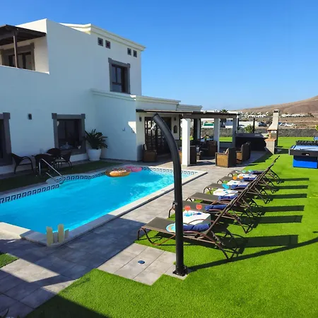 Karla 普拉亚布兰卡