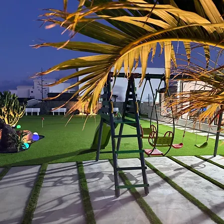 Karla Villa Playa Blanca (Lanzarote)